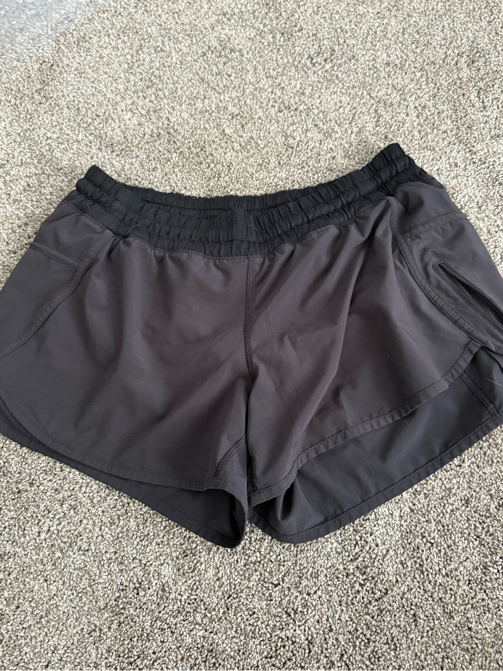 Lululemon Tracker Short V Women's Size 12 - Black 4” - Picture 12 of 16